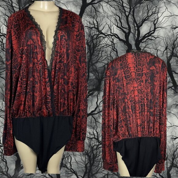Fashion To Figure +4 Red Snake Print Surplice Lace Neckline Long Sleeve Bodysuit - Picture 1 of 6